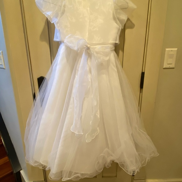 Girls White Dress/1st Communion Dress w/ sheer light jacket - Picture 3 of 6